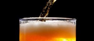 servindo_cervejas