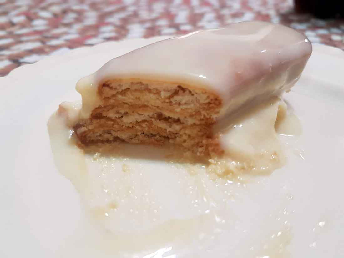 Torta paulista é uma sobremesa de família, que me remete à infância. Impossível não prepara-la nos natais de família.
